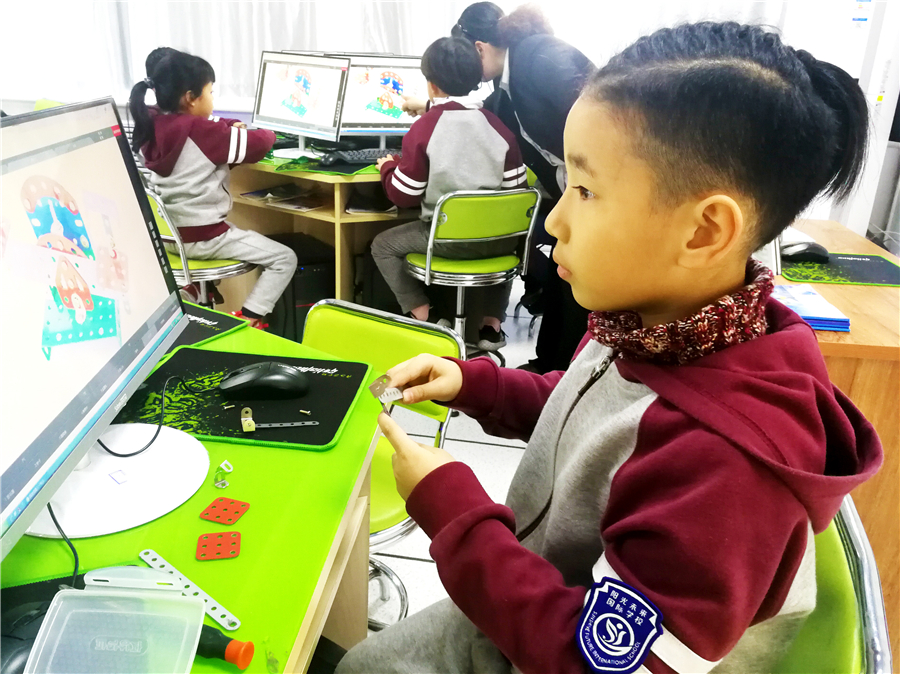 机器人课堂|孩子与未来之间，可能就缺这堂课。